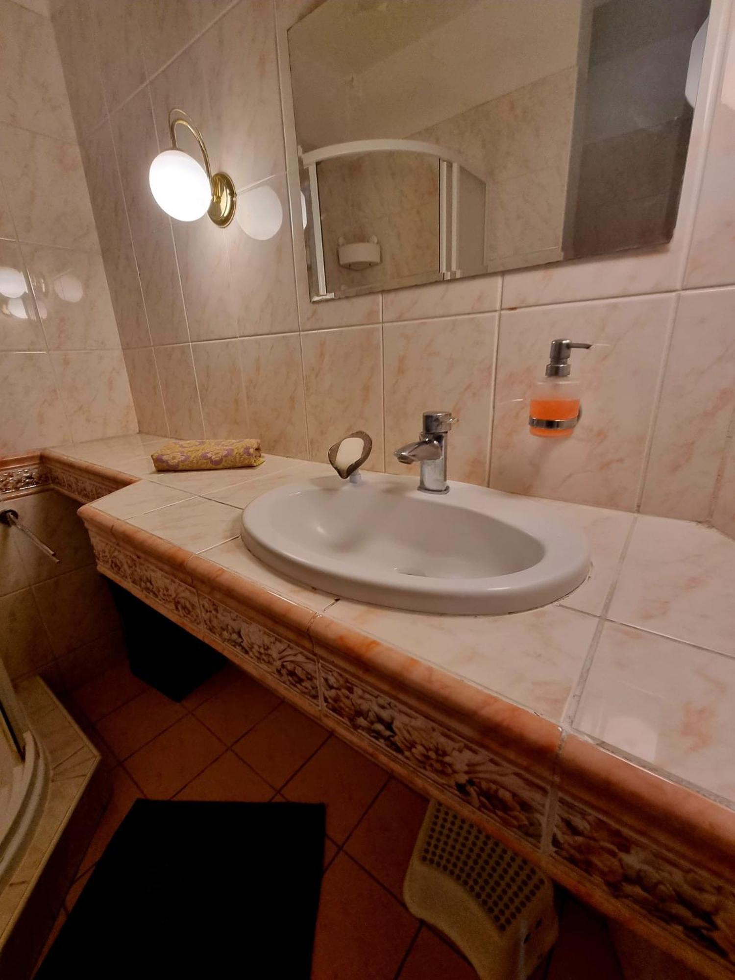 Big 4 Room Huge Apartment Pressburg Exterior foto