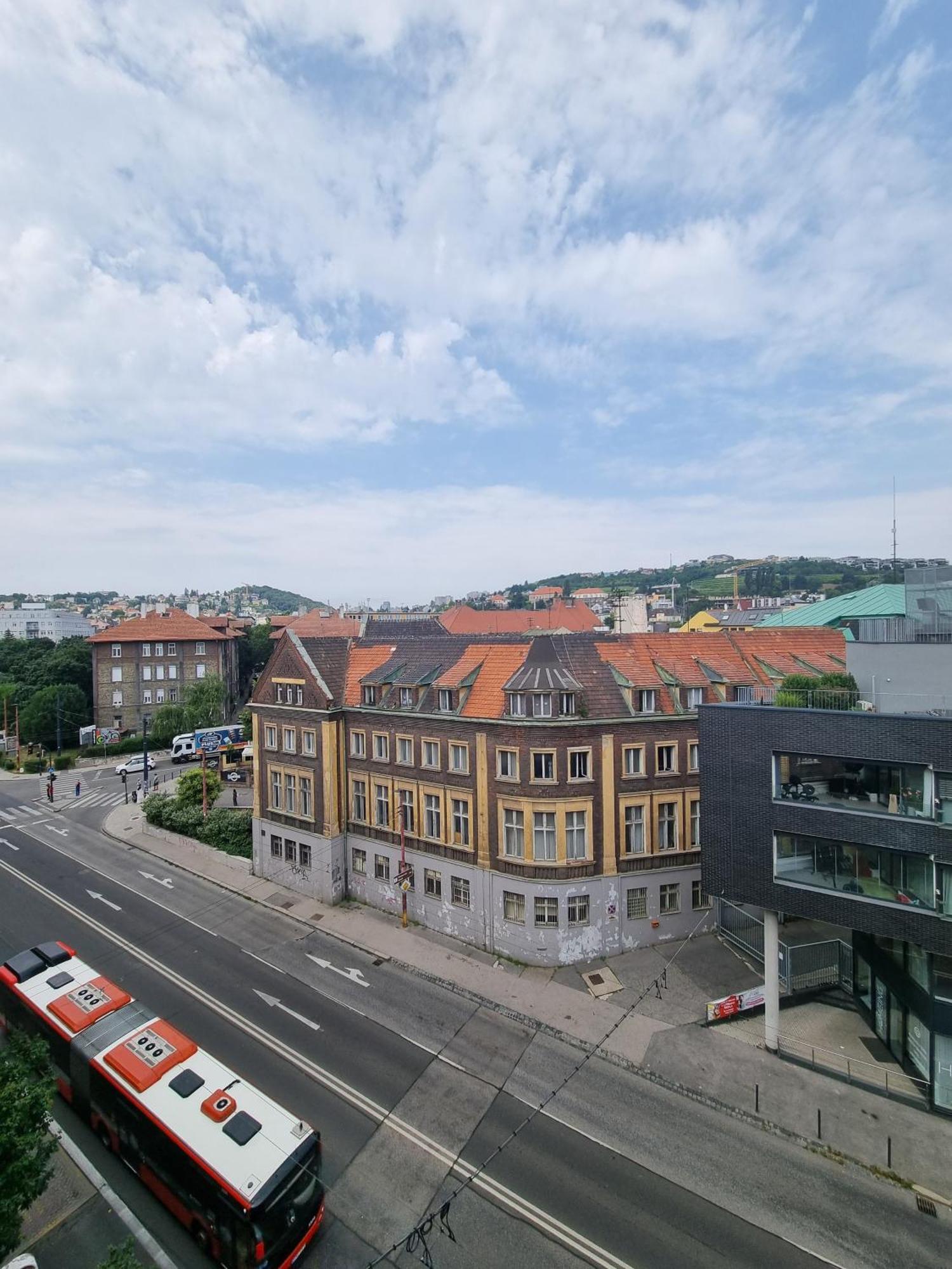Big 4 Room Huge Apartment Pressburg Exterior foto