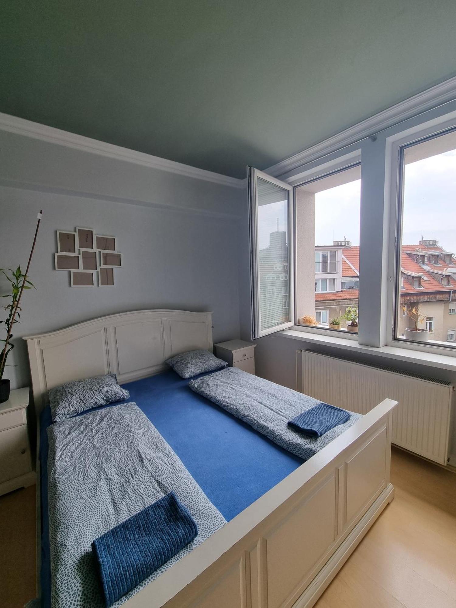 Big 4 Room Huge Apartment Pressburg Exterior foto